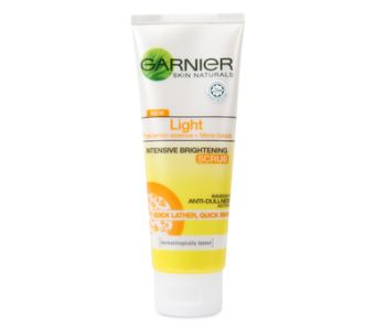 Garnier Light Scrub Wash 100ml