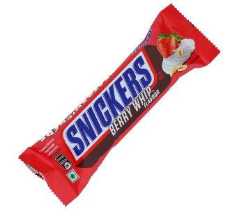 SNIKERS Berry Whip Chocolate bar